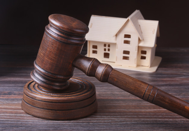 house-auction_93956-227